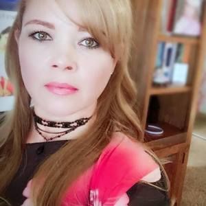 Meet your Posher, Francisca